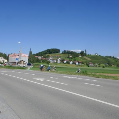 051 Ab auf den Veloweg 